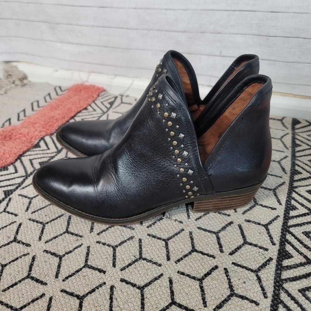 LUCKY BRAND KENDY BLACK STUDDED BOOTIES, SZ 10